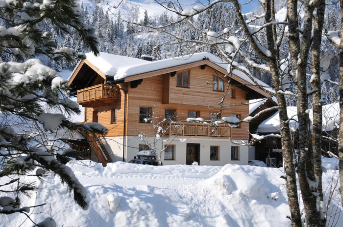 Haus Maria im Winter